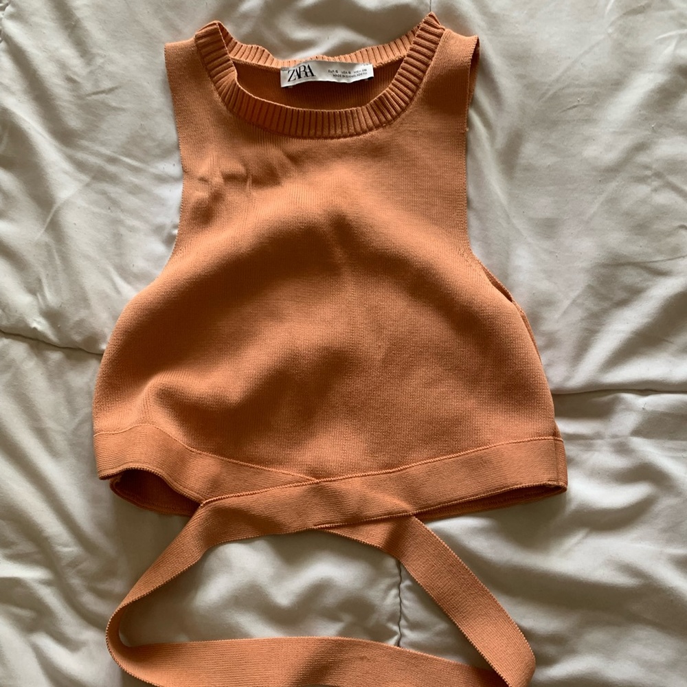 Zara crop top with cutout